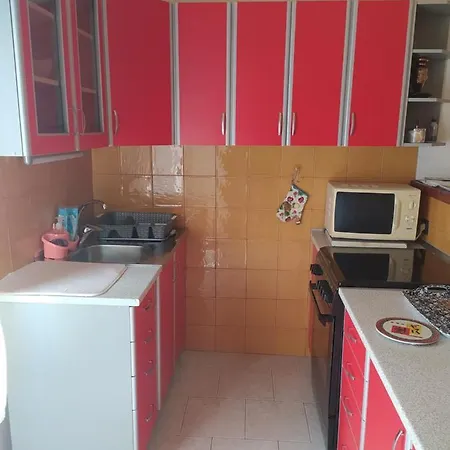 贝拉公寓 公寓 罗维尼