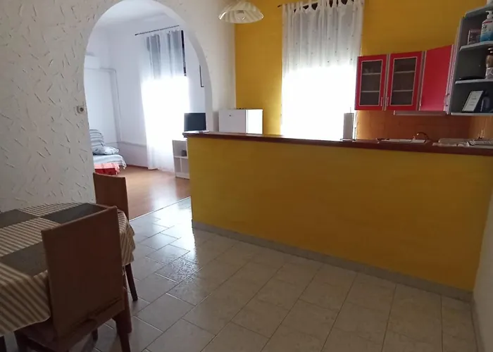 아파트 Bella 로비니